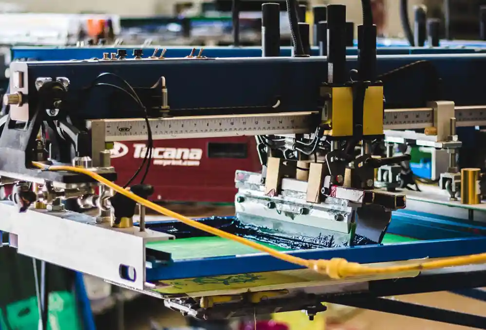 Custom screen printing service